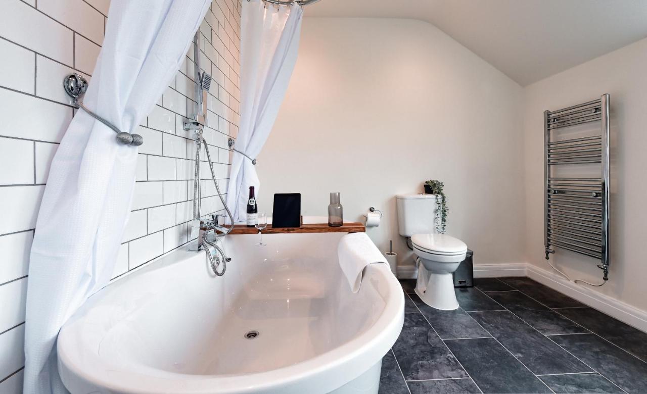 Hilltop Country House Macclesfield Extérieur photo
